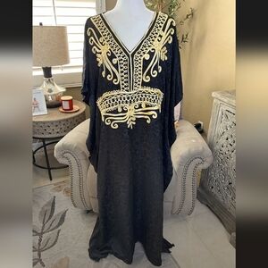 Vintage Black Embroidered Kaftan